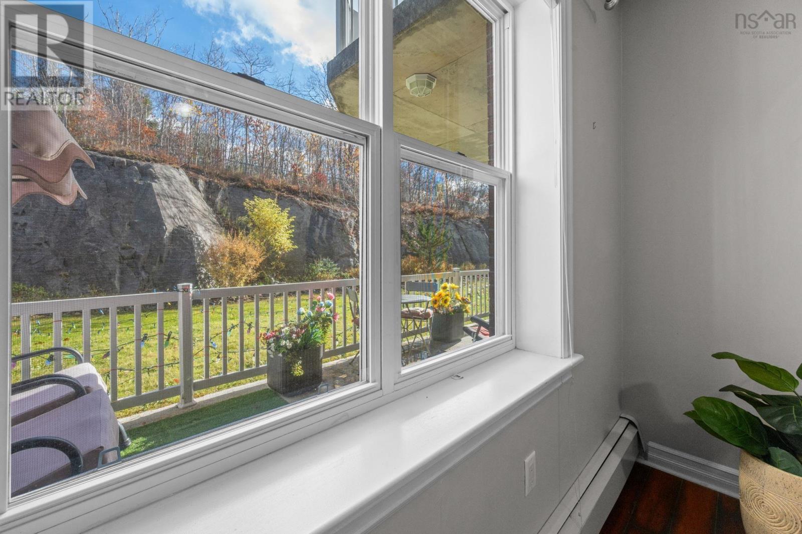 Property 19 of 34 of 108 767 Parkland Drive