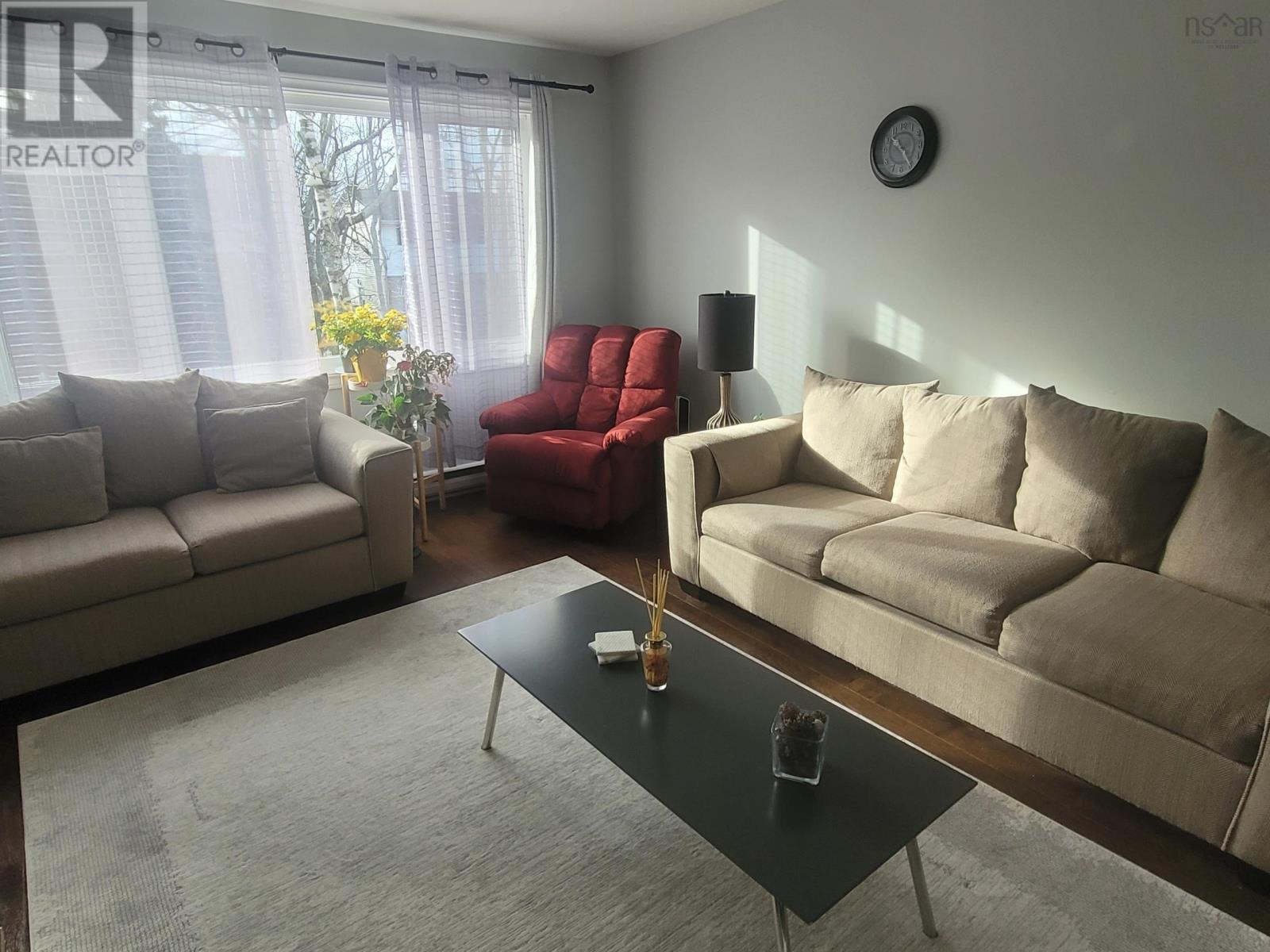 Property 31 of 32 of 52 Regal Road