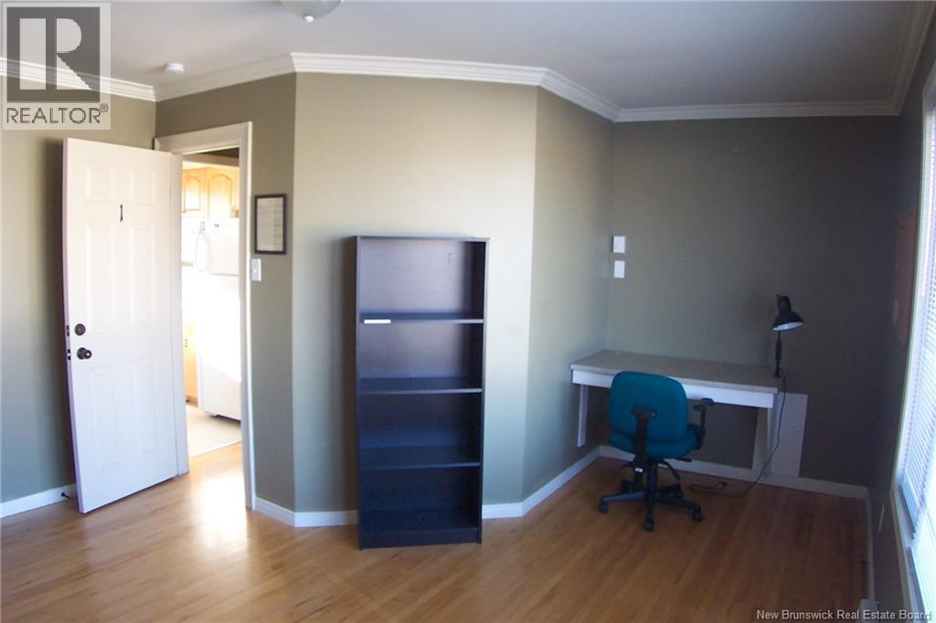 111 PARKDALE DRIVE - 4