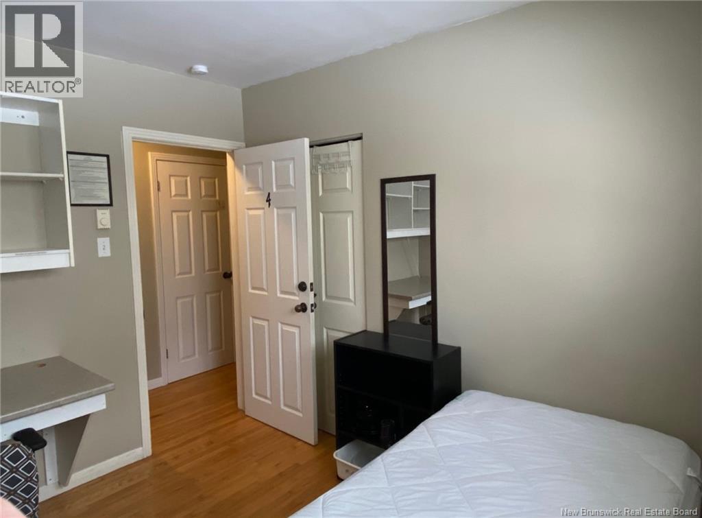 111 PARKDALE DRIVE - 16