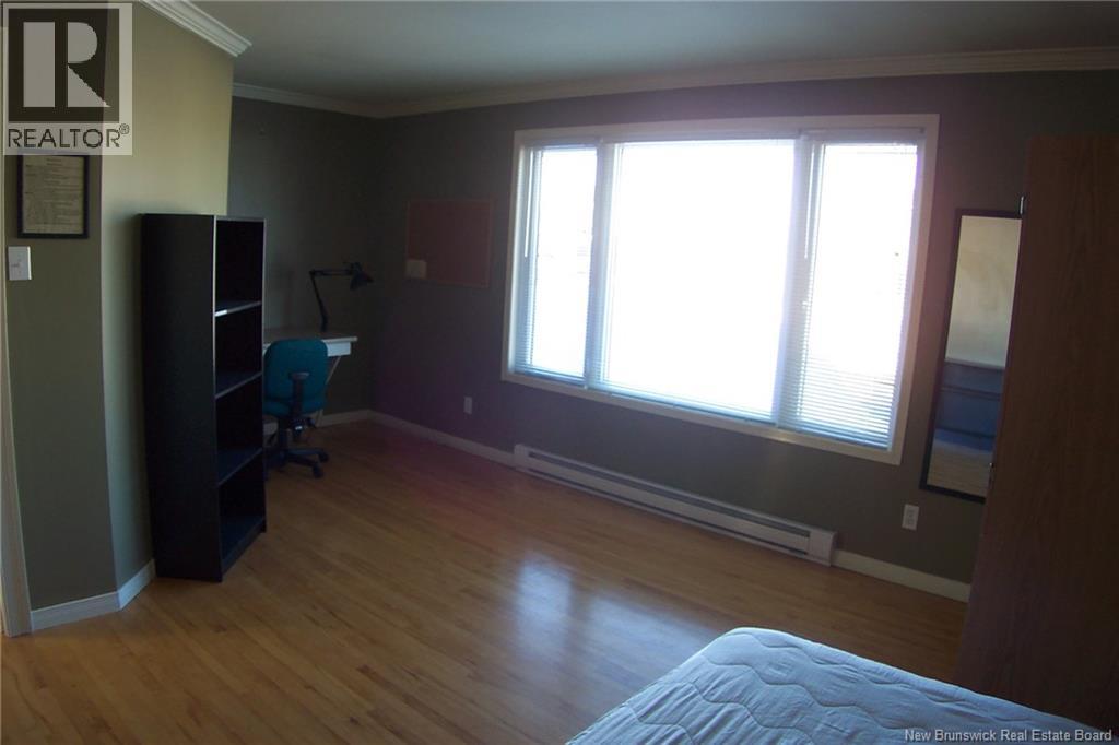 111 PARKDALE DRIVE - 5