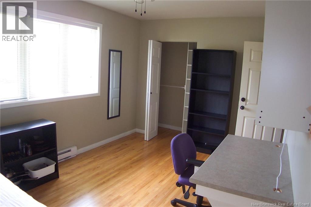 111 PARKDALE DRIVE - 9