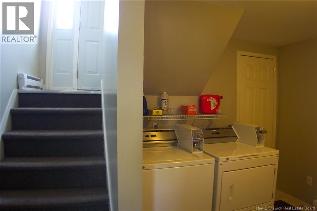 111 PARKDALE DRIVE - 22