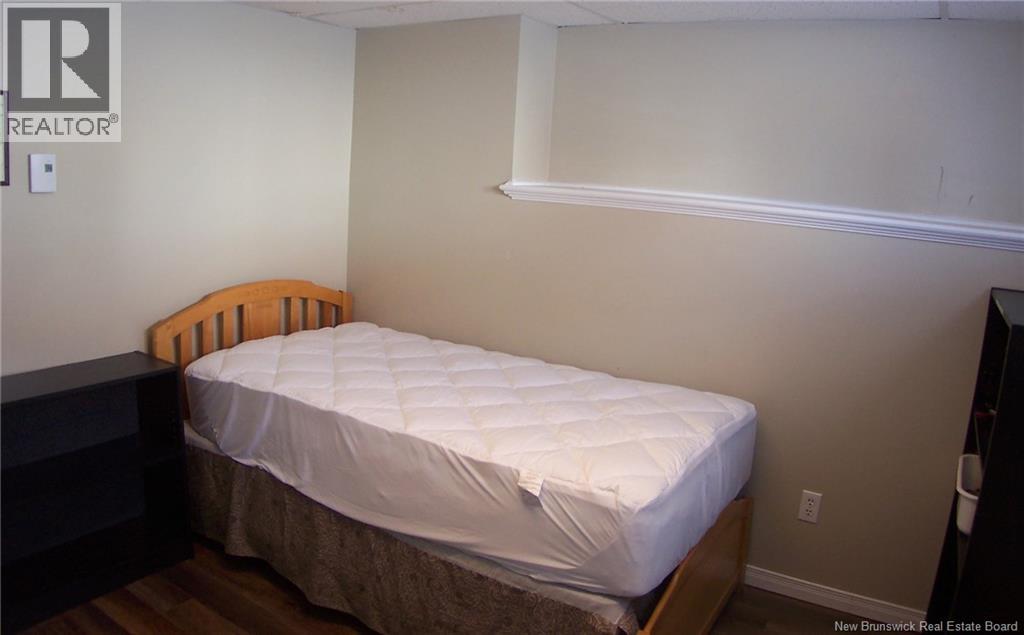 111 PARKDALE DRIVE - 37