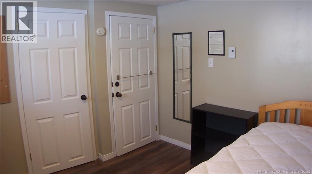 111 PARKDALE DRIVE - 34