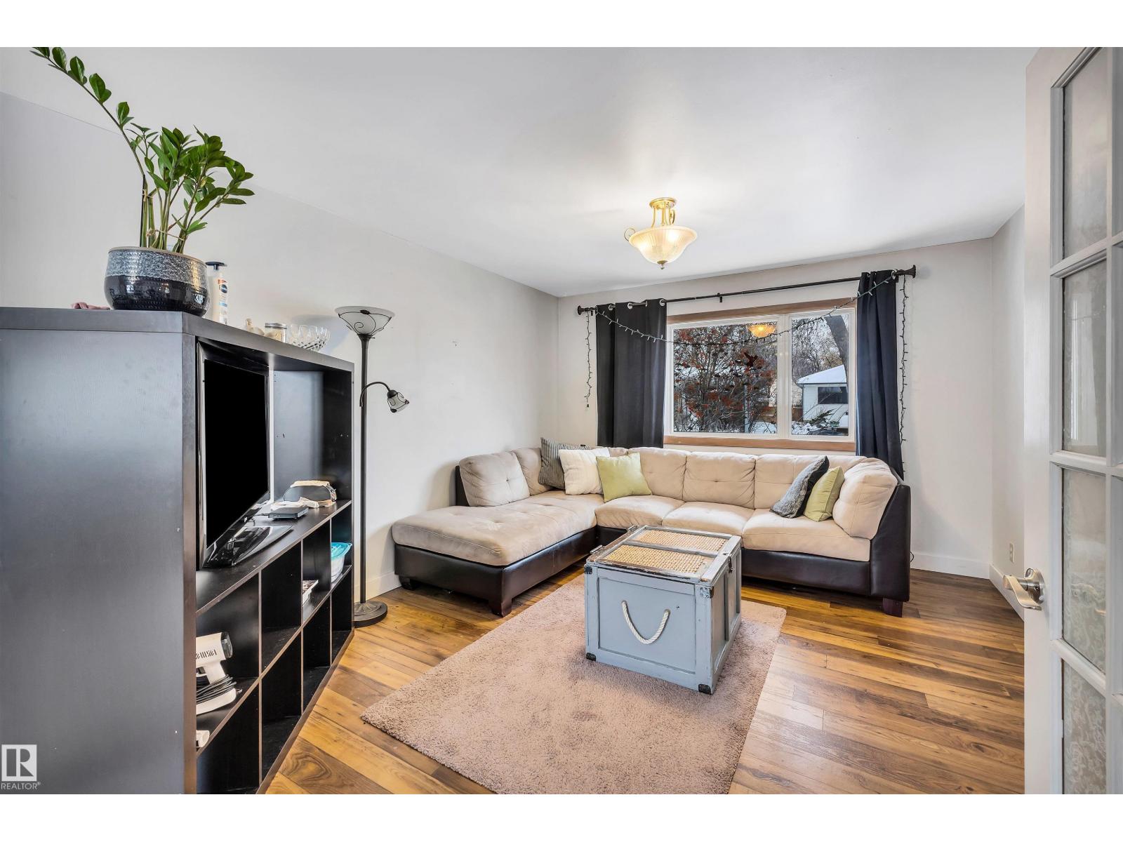 12237 47 ST NW, Edmonton