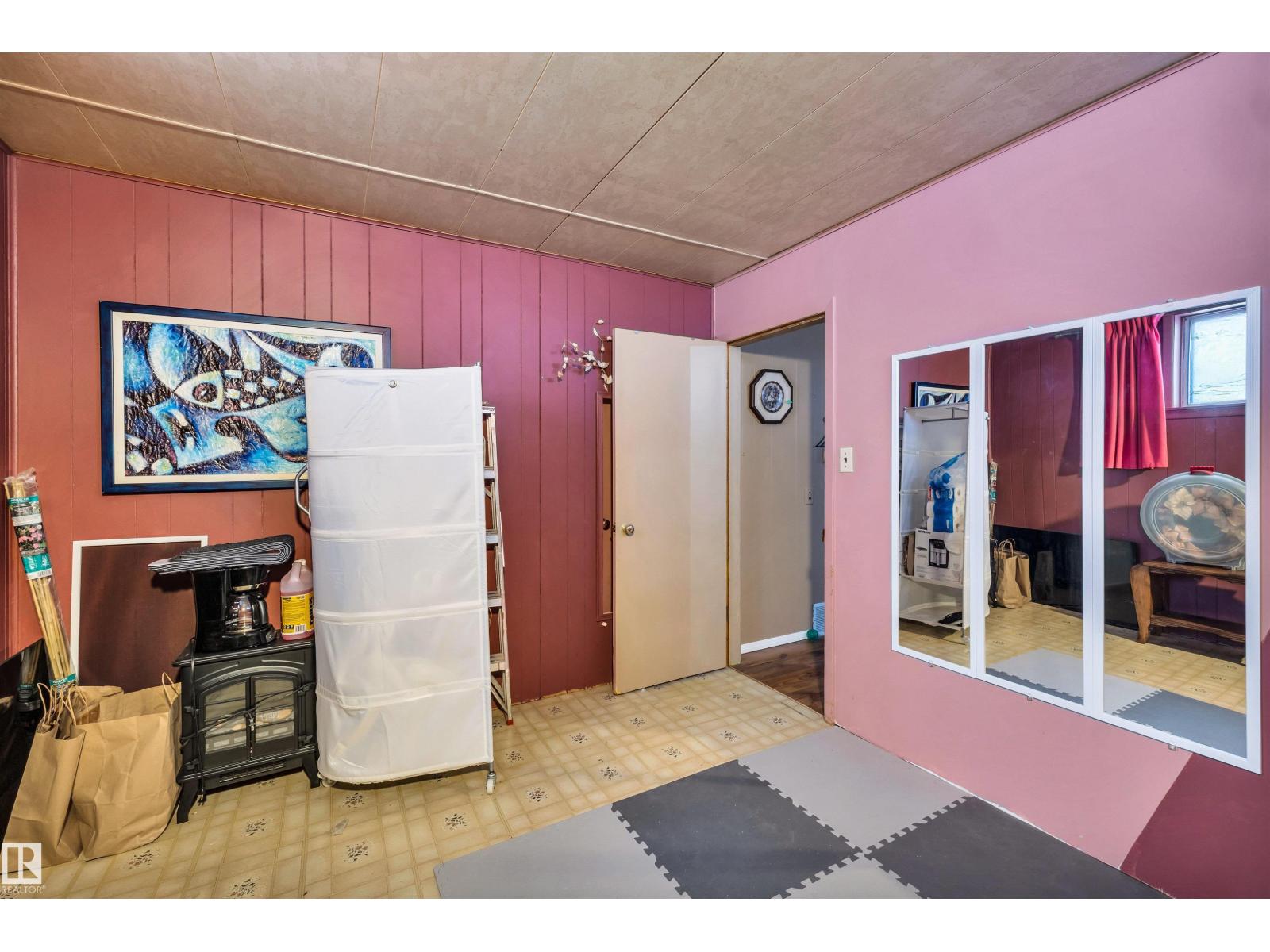 12237 47 ST NW, Edmonton