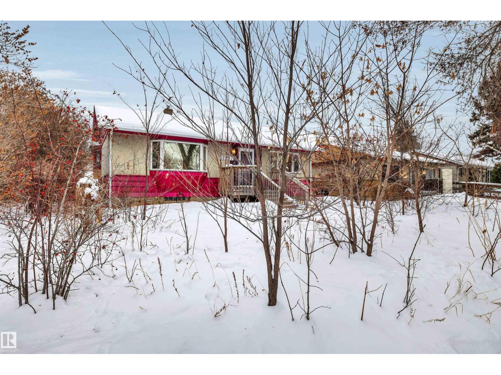 12237 47 ST NW, Edmonton