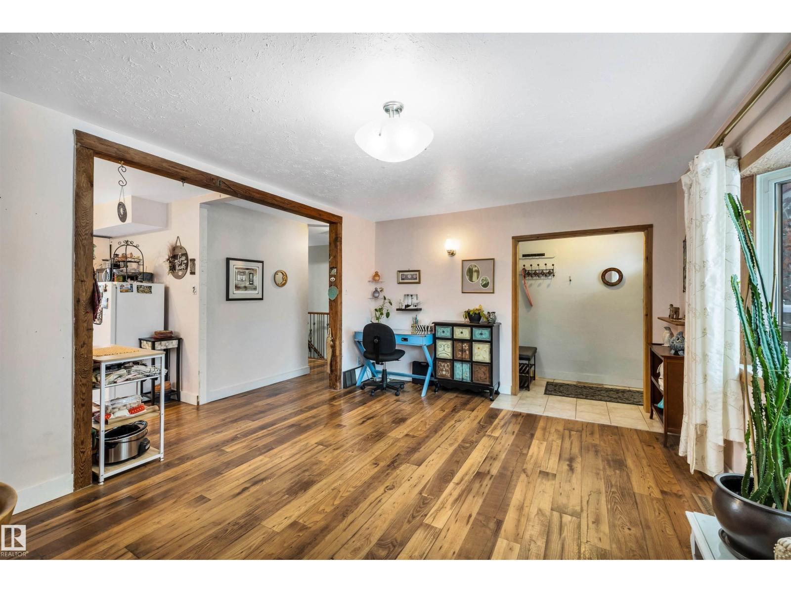 12237 47 ST NW, Edmonton