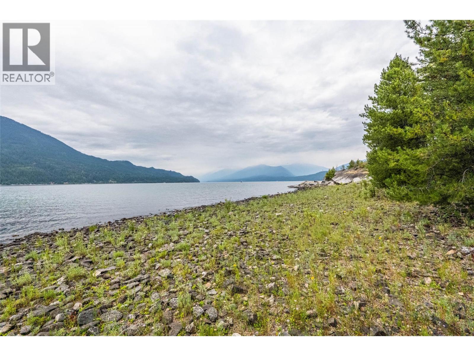 183-191 Kootenay Lake Road - 19