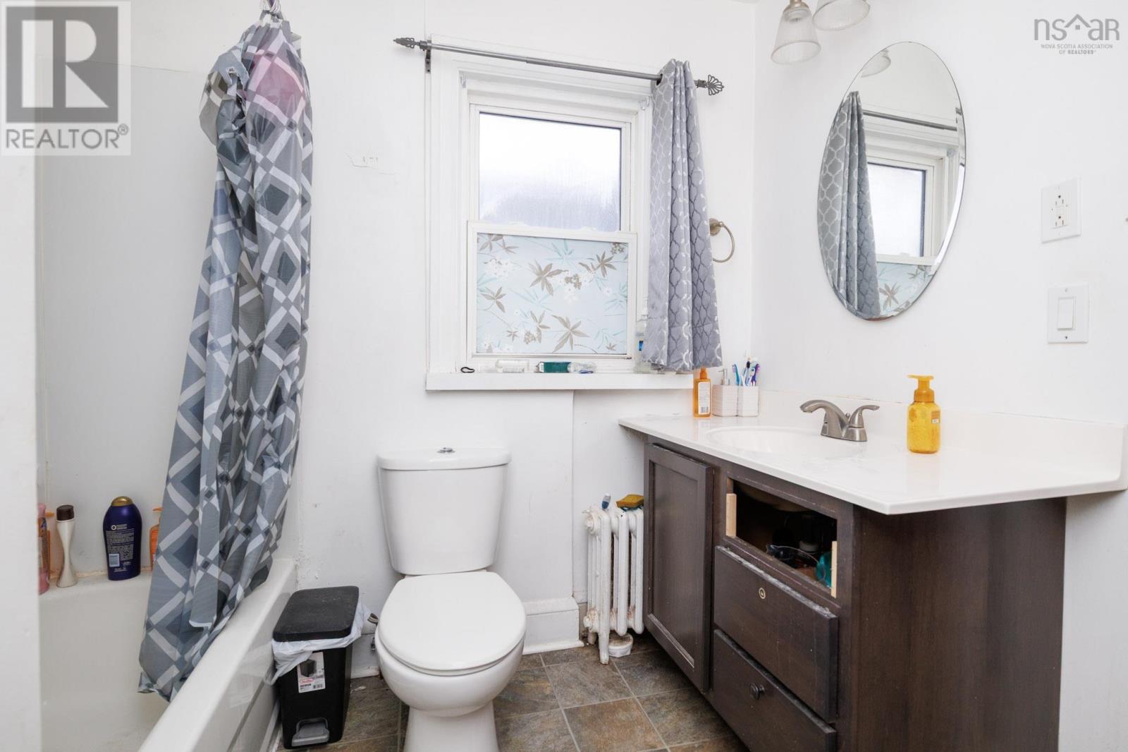 Property 24 of 27 of 54 Margaret Street