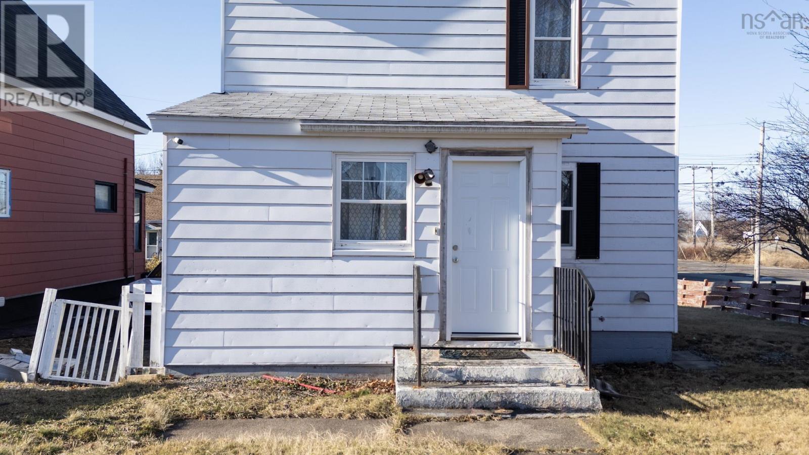 Property 4 of 27 of 54 Margaret Street