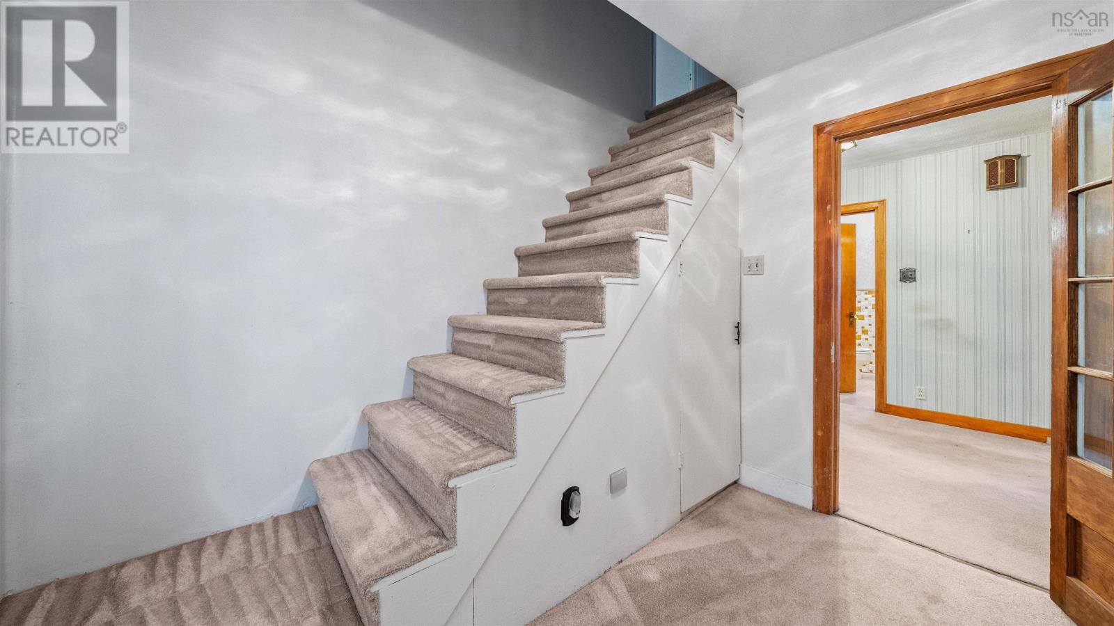 Property 24 of 47 of 11 Harbour Drive