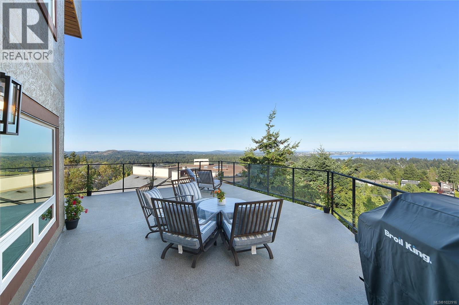 3411 Karger Terr, Colwood