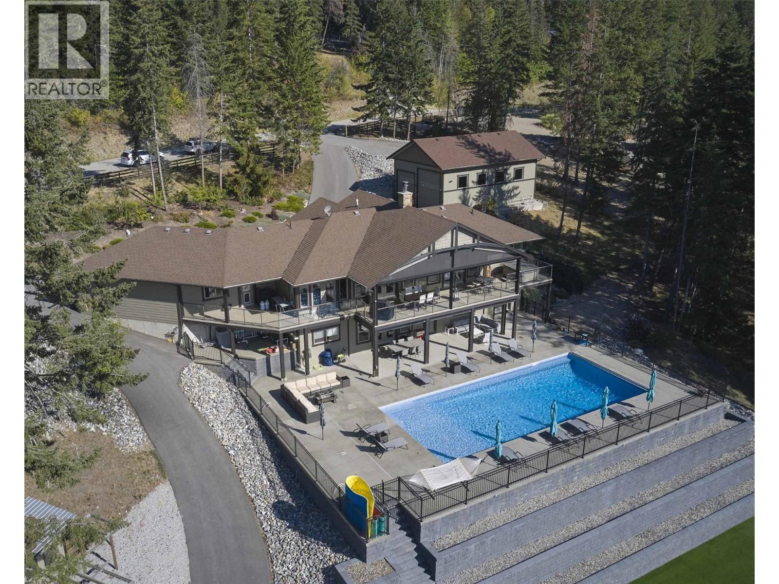 6032 Lynx Drive - 2
