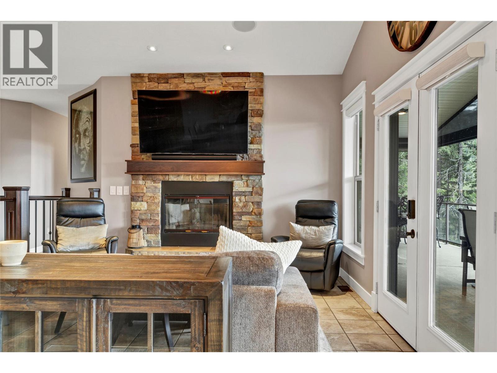  6032 Lynx Drive, Vernon