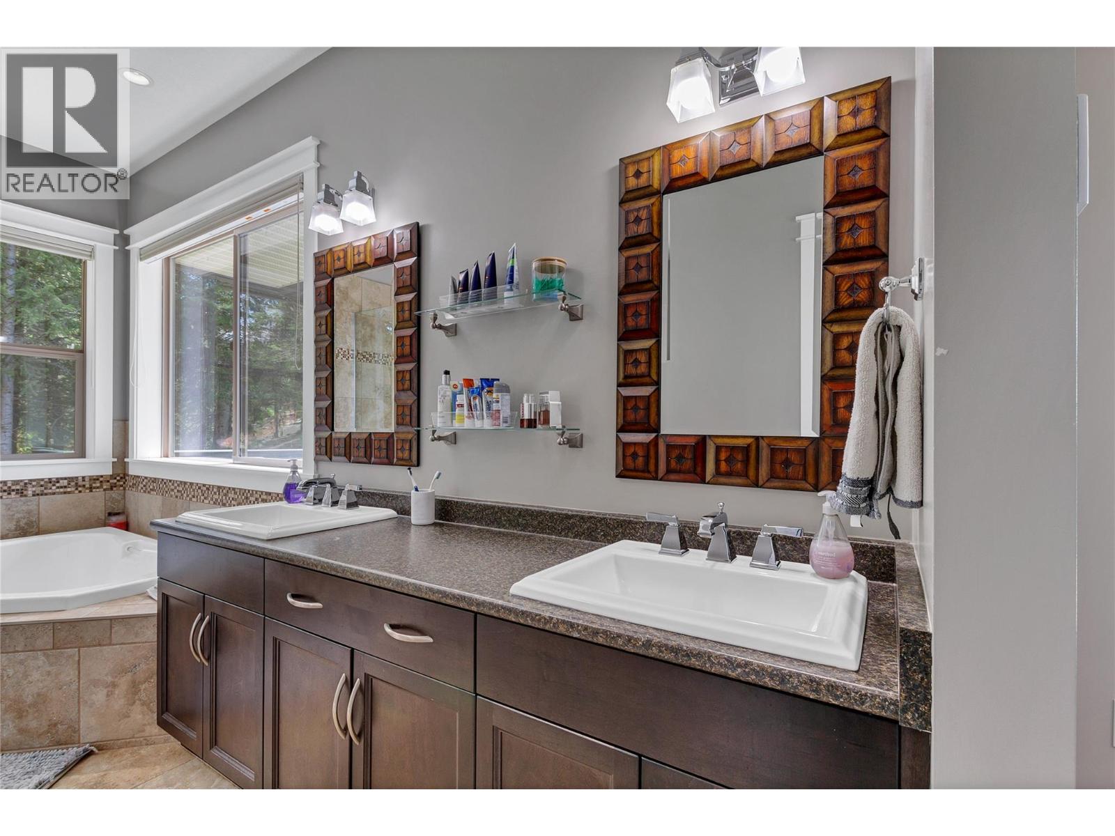 6032 Lynx Drive - 28