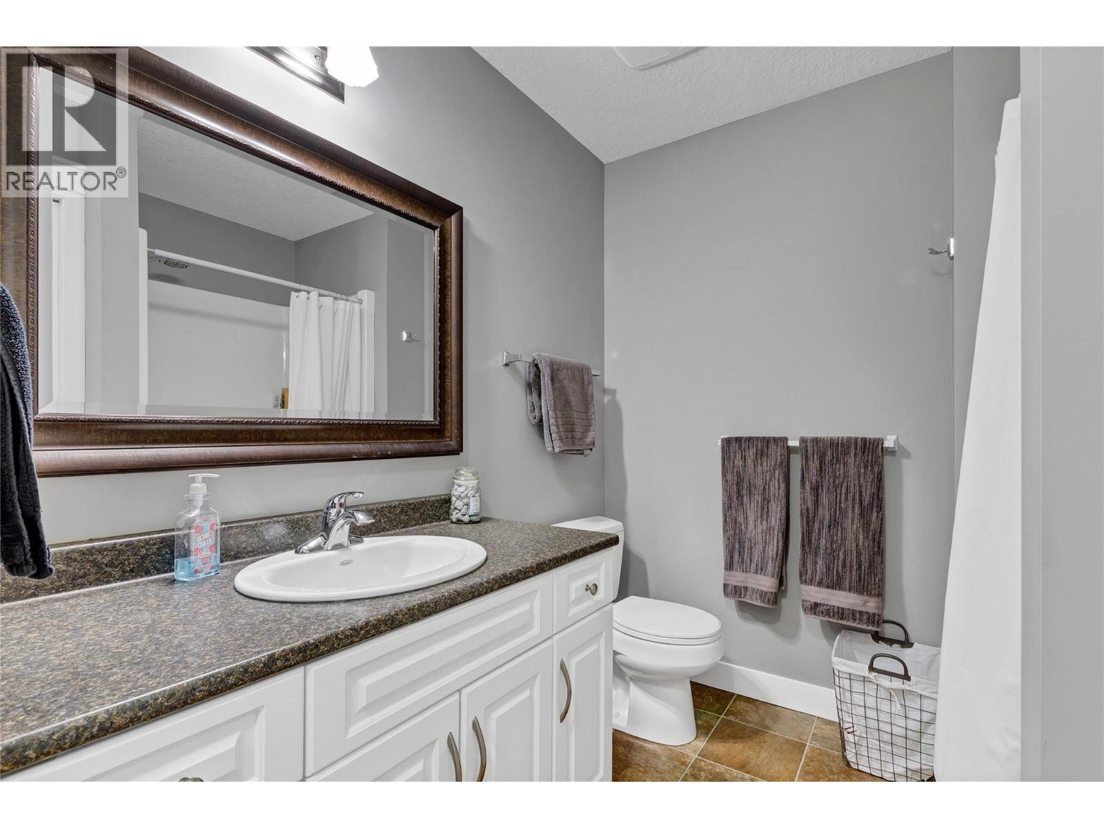  6032 Lynx Drive, Vernon