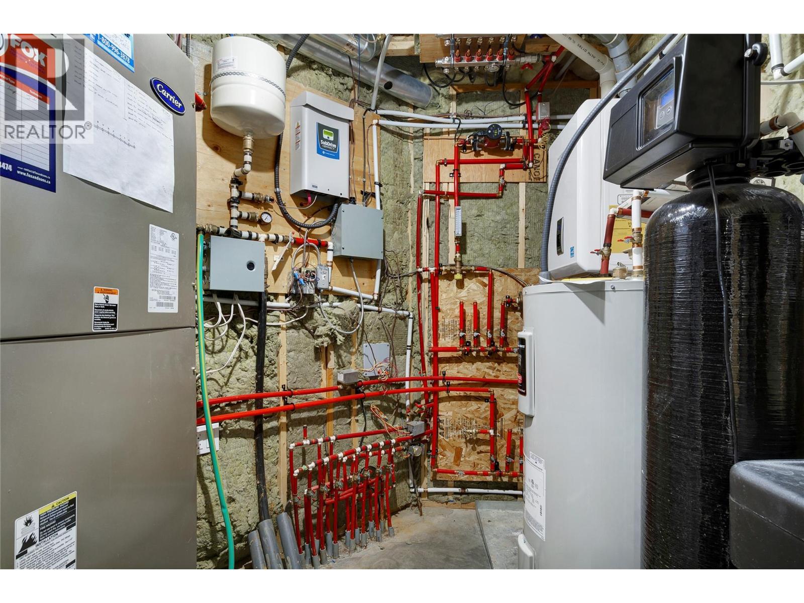  6032 Lynx Drive, Vernon