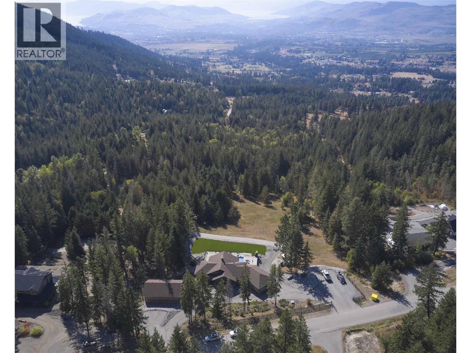  6032 Lynx Drive, Vernon