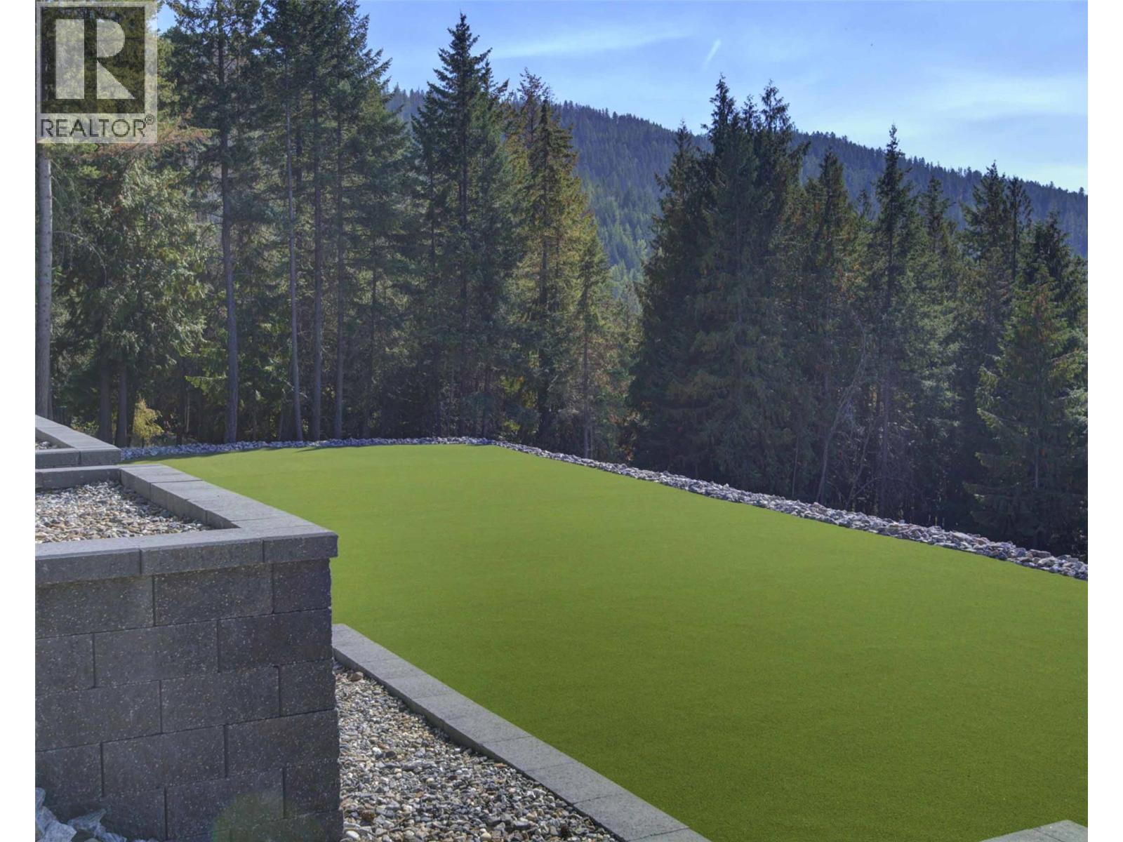  6032 Lynx Drive, Vernon