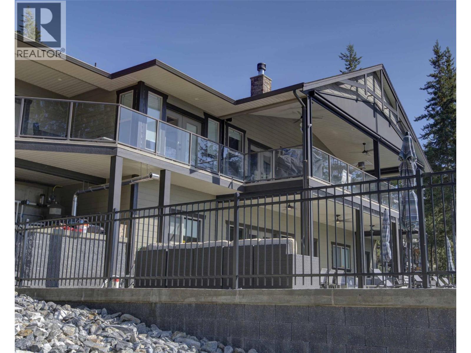  6032 Lynx Drive, Vernon