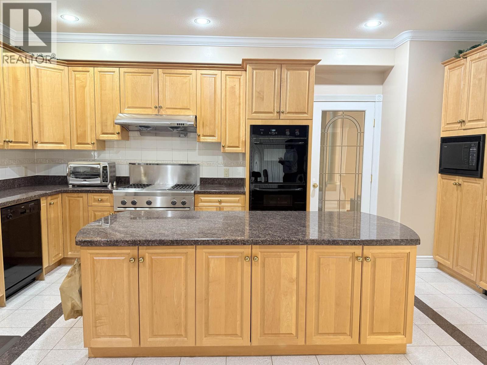 733 MACDONALD AVENUE, Burnaby