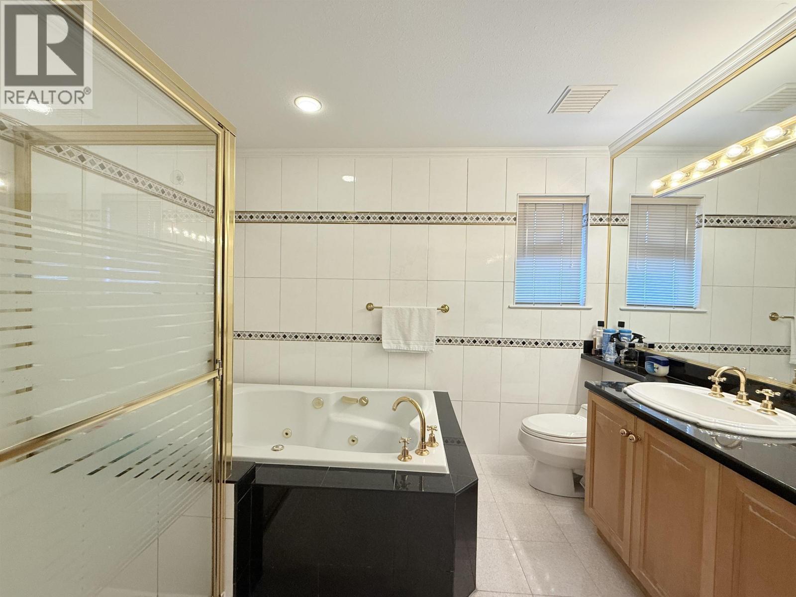 733 MACDONALD AVENUE, Burnaby