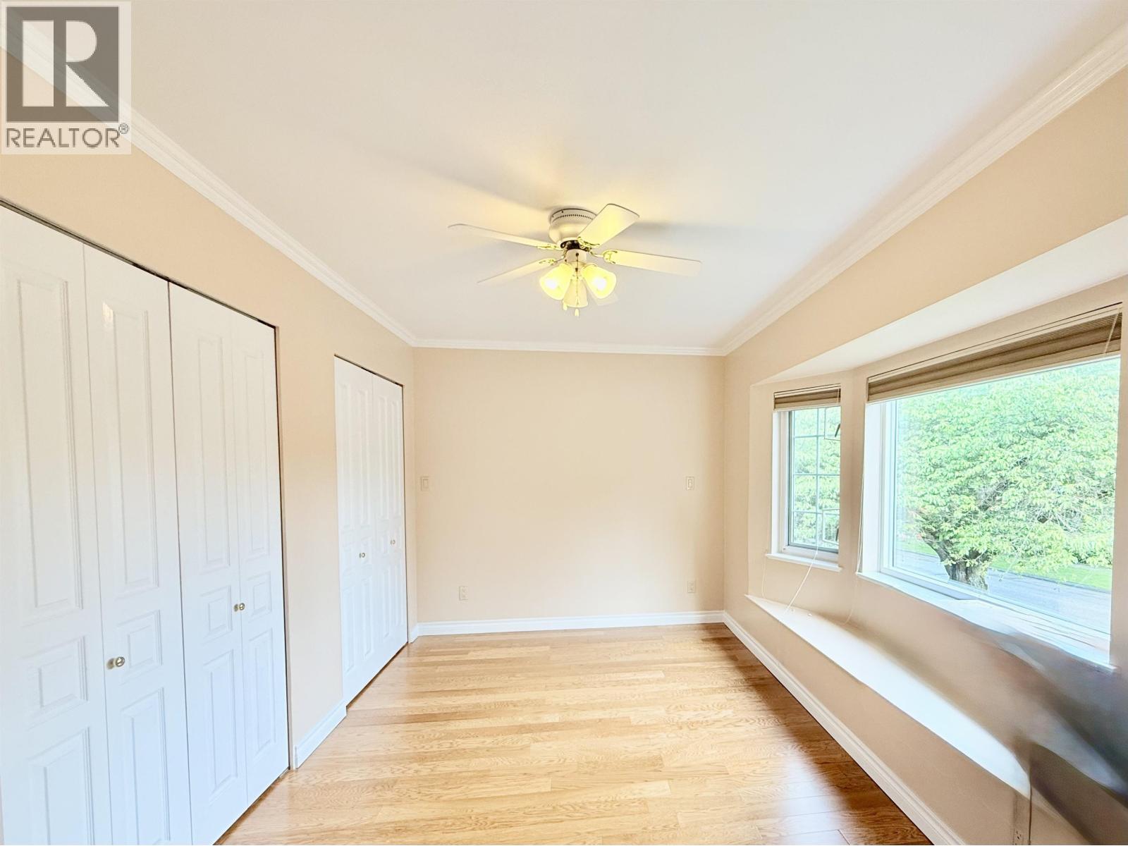 733 MACDONALD AVENUE, Burnaby