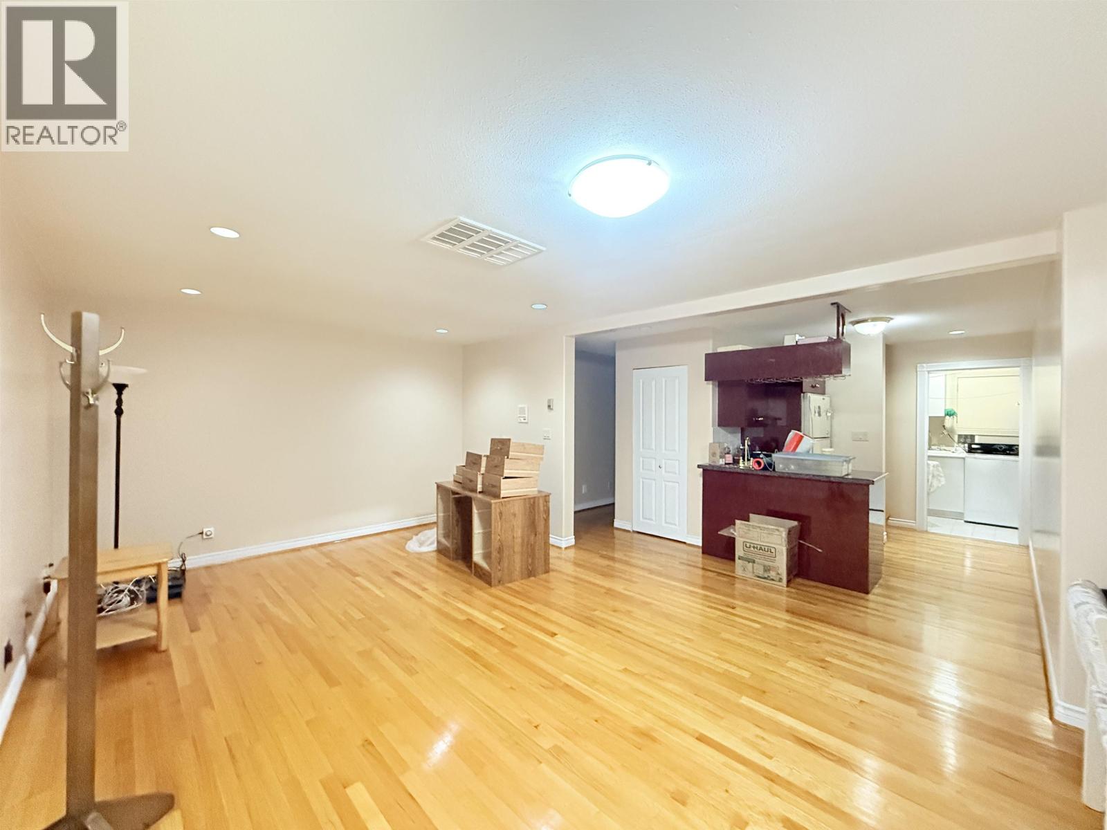 733 MACDONALD AVENUE, Burnaby