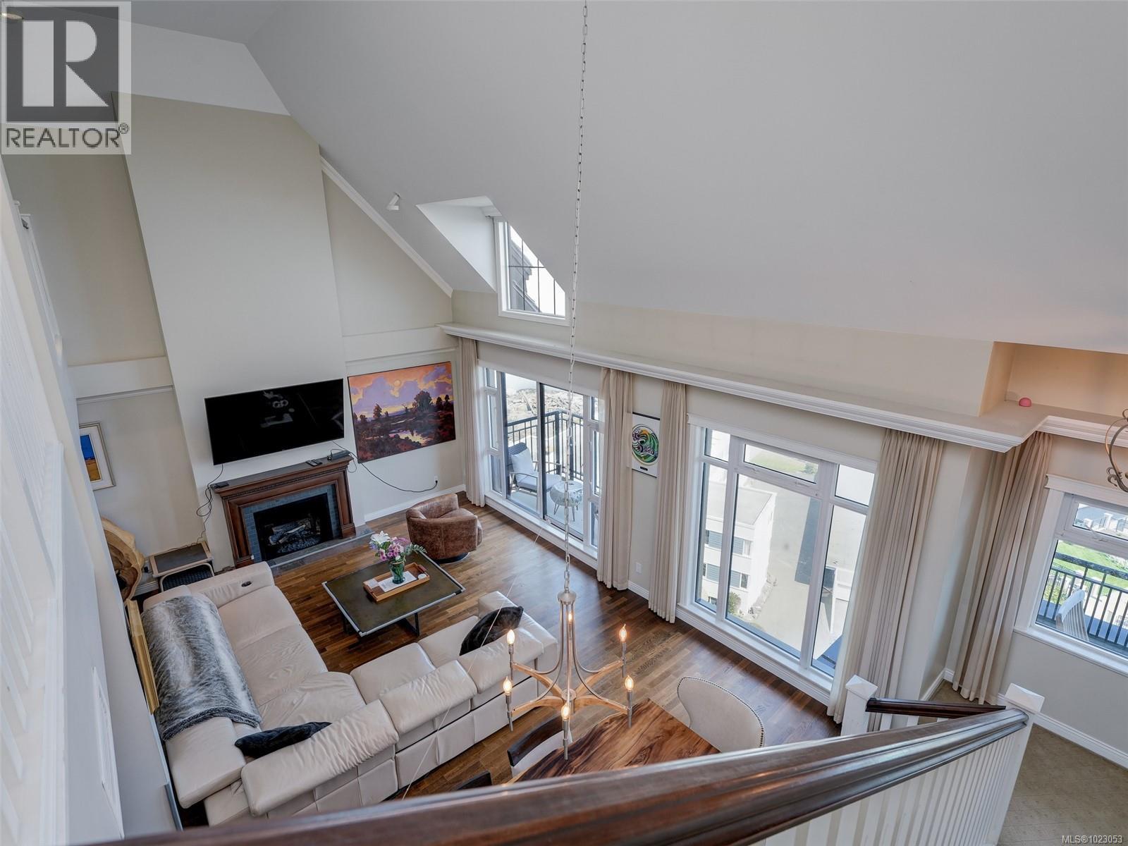 505 1175 Beach Dr, Oak Bay