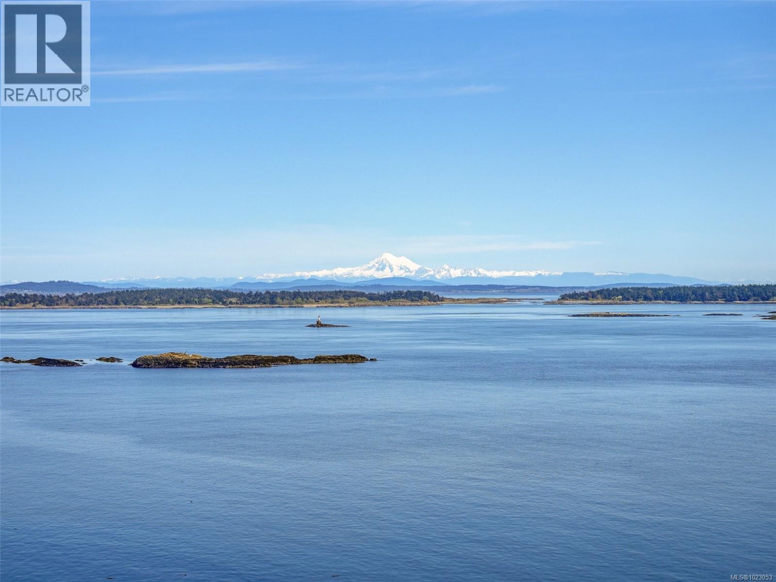 505 1175 Beach Dr, Oak Bay