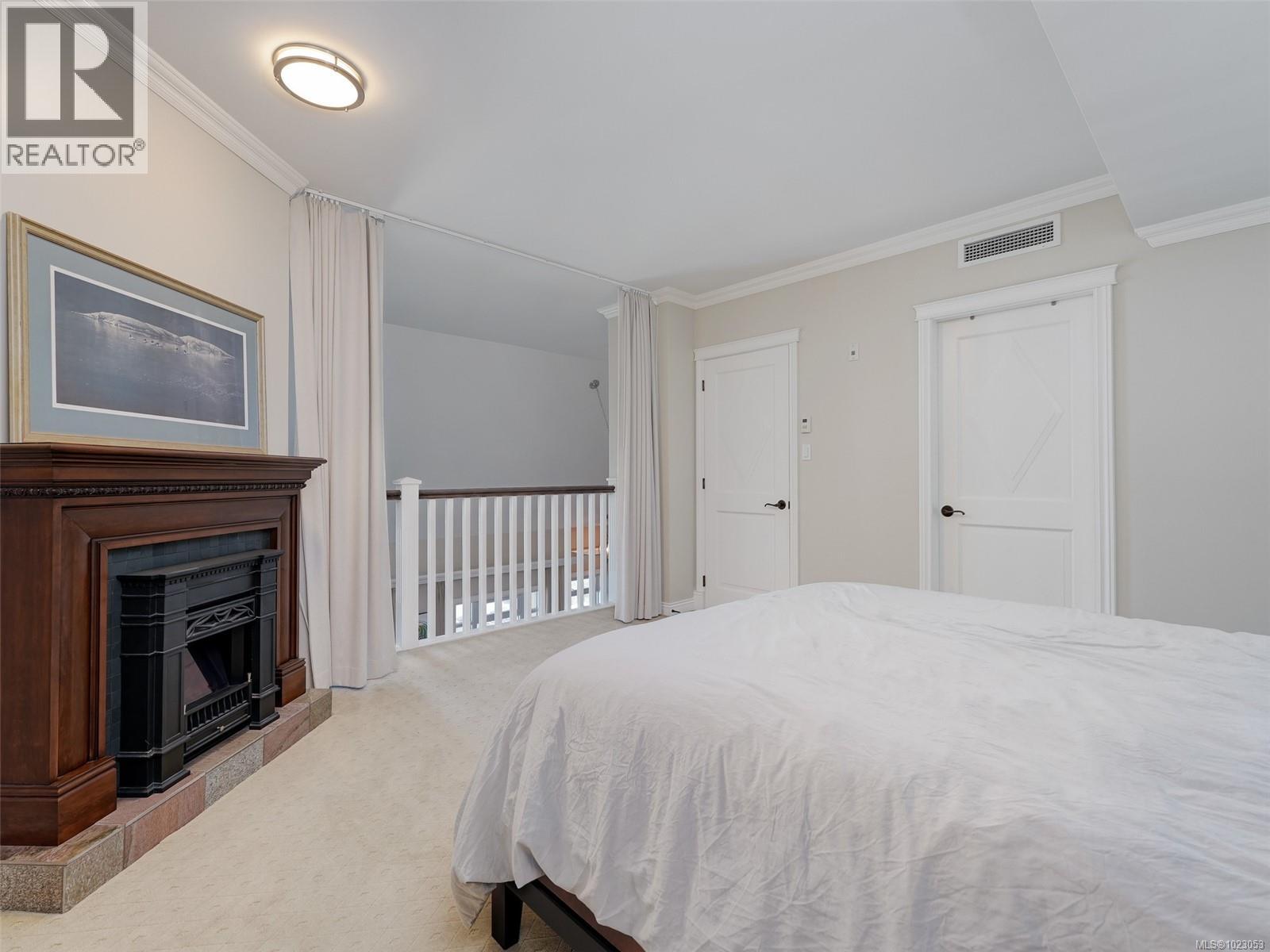 505 1175 Beach Dr, Oak Bay