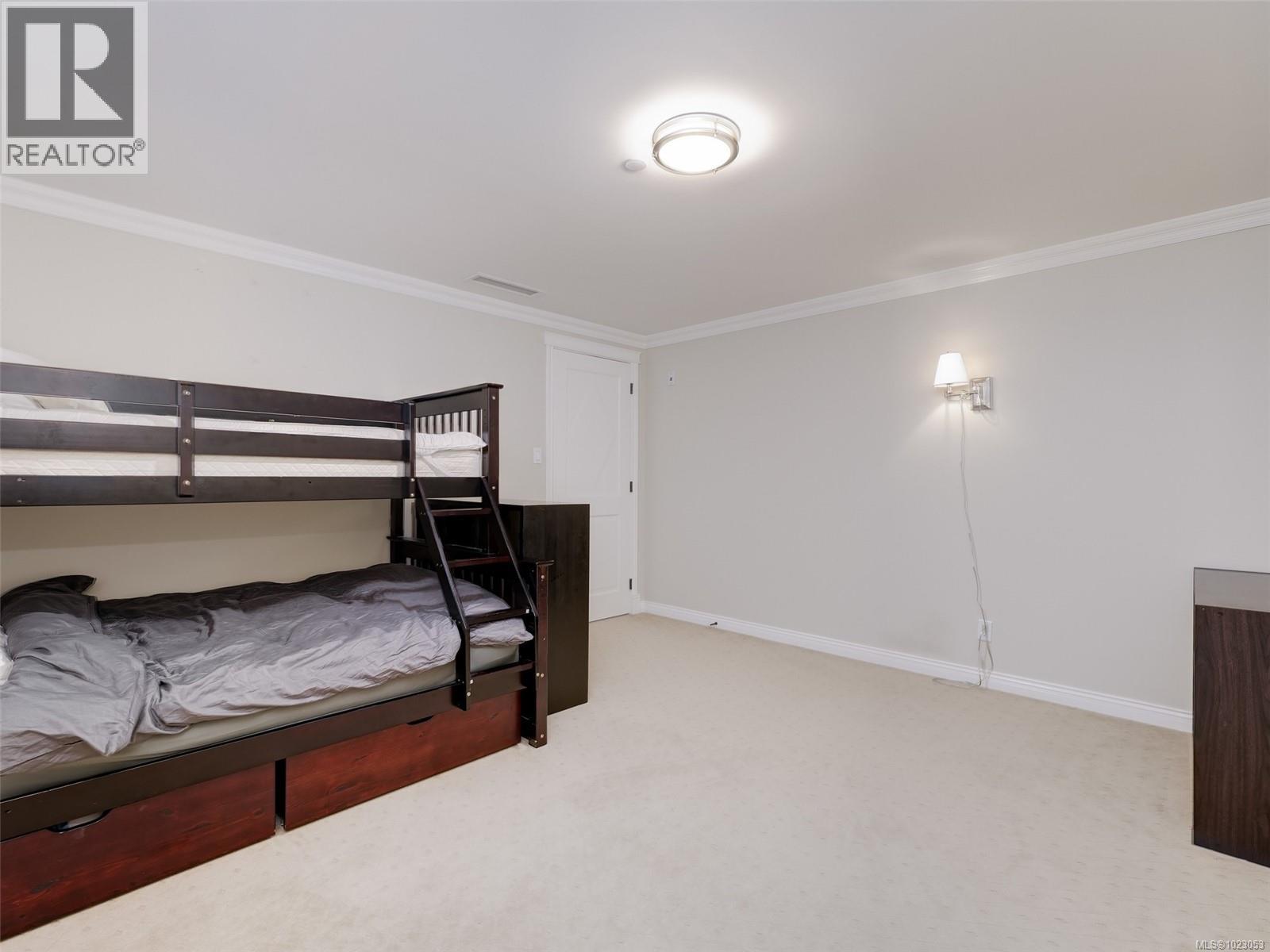 505 1175 Beach Dr, Oak Bay