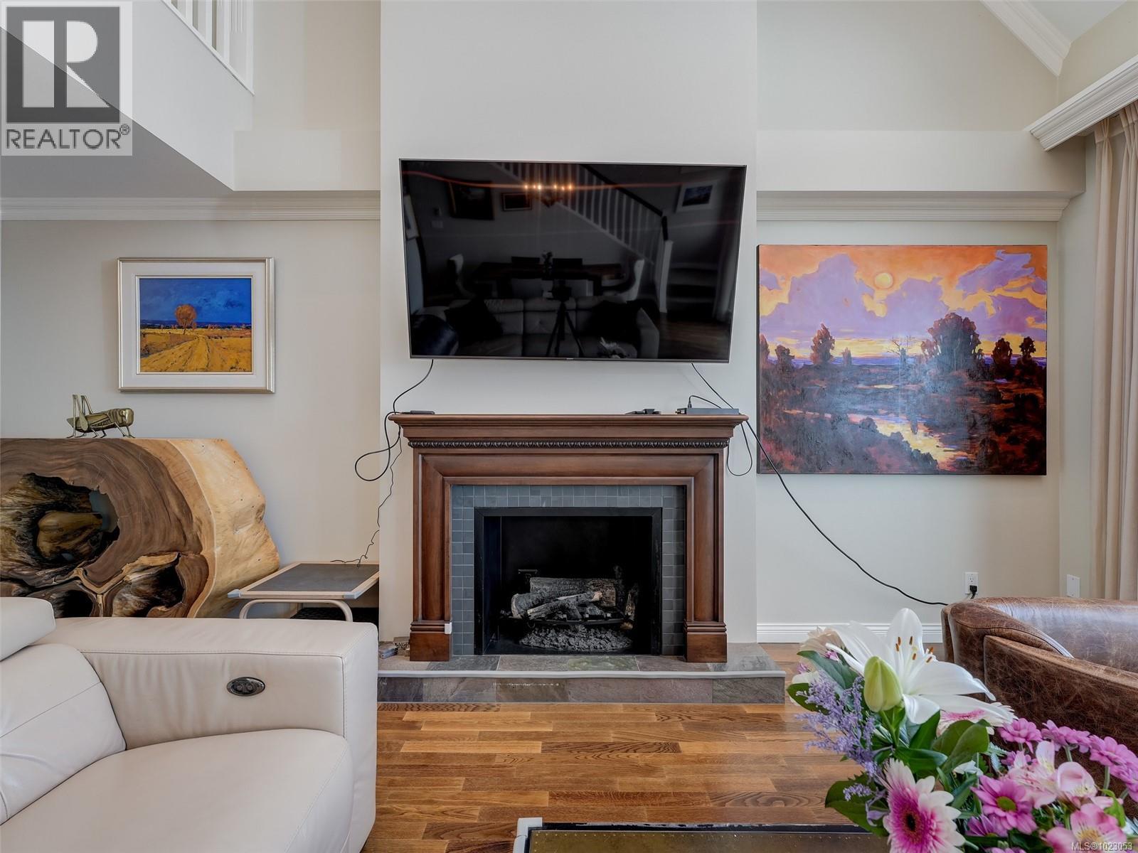 505 1175 Beach Dr, Oak Bay