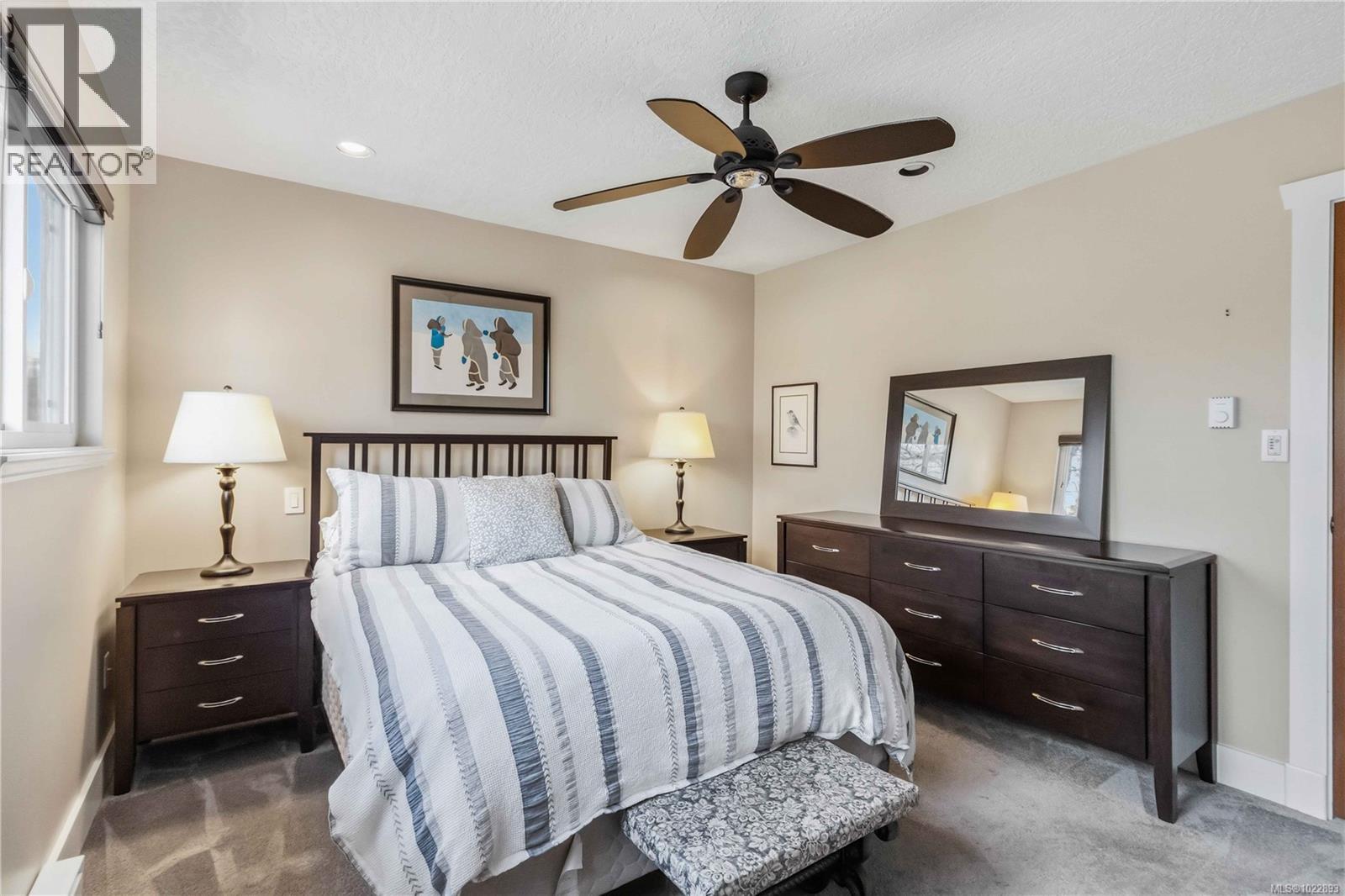 18 1741 McKenzie Avenue, Saanich