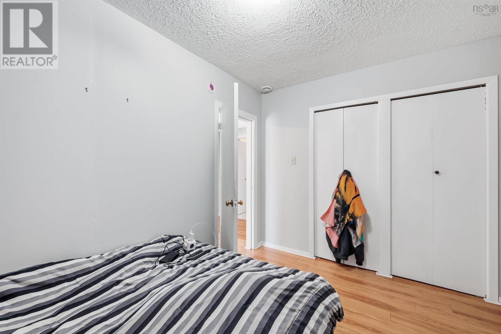 Property 23 of 47 of 28/30 High Street