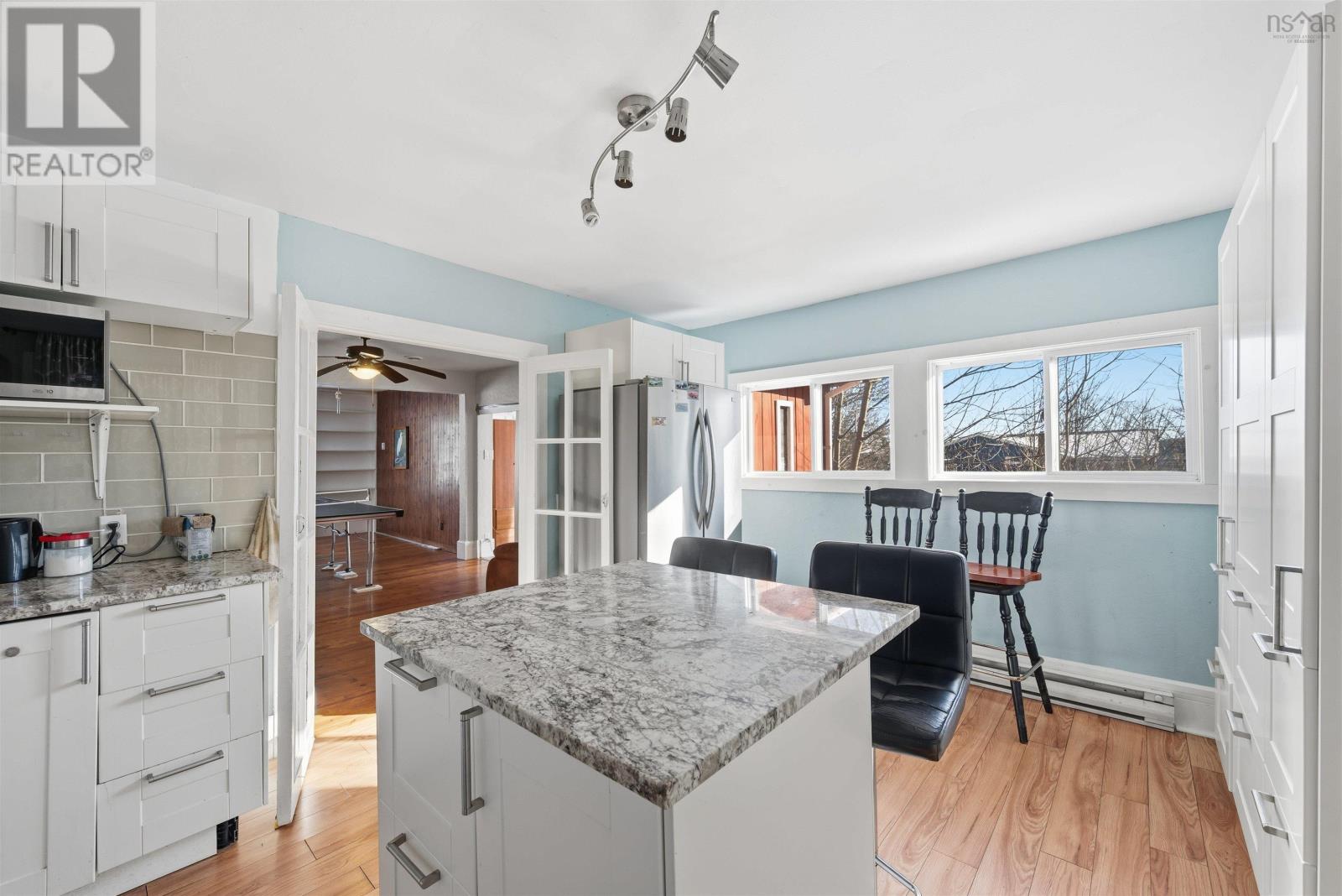 Property 31 of 43 of 28/30 High Street