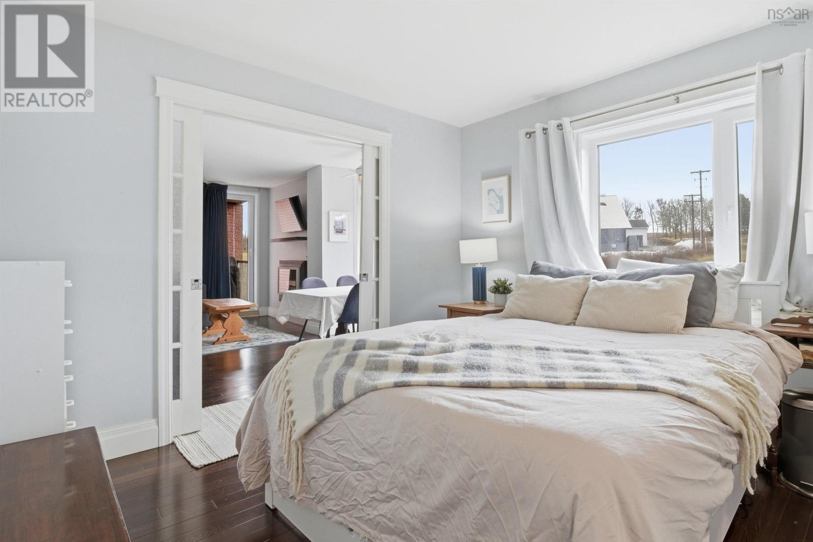 Property 17 of 27 of 123 45 Vimy Avenue