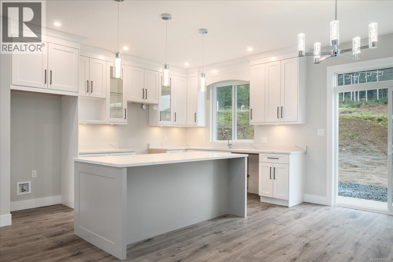 429 Colonia Dr S - 15