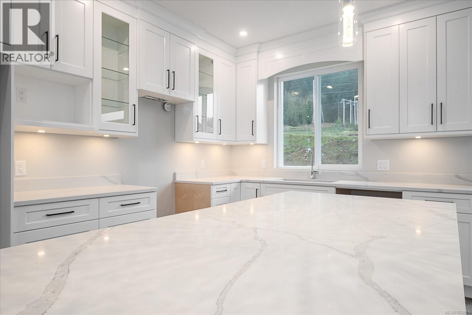 429 Colonia Dr S - 17