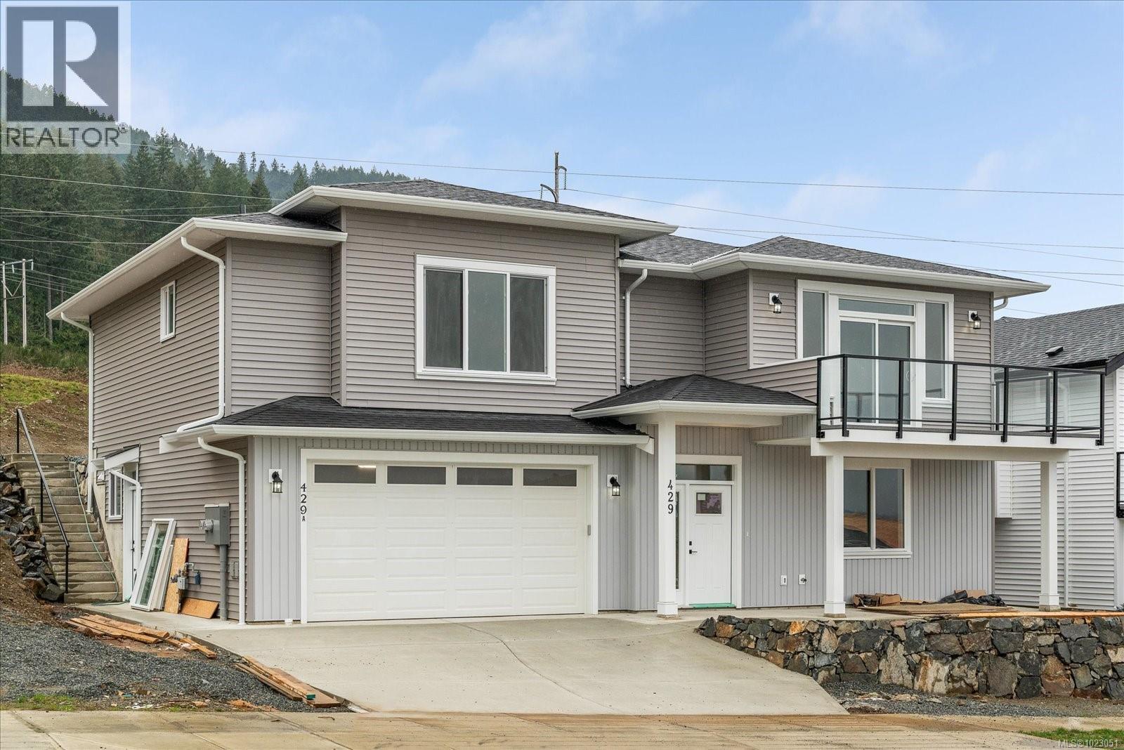 429 Colonia Dr S - 2