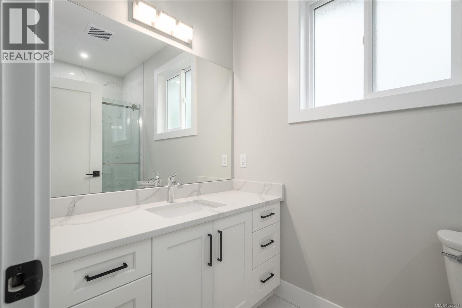 429 Colonia Dr S - 27
