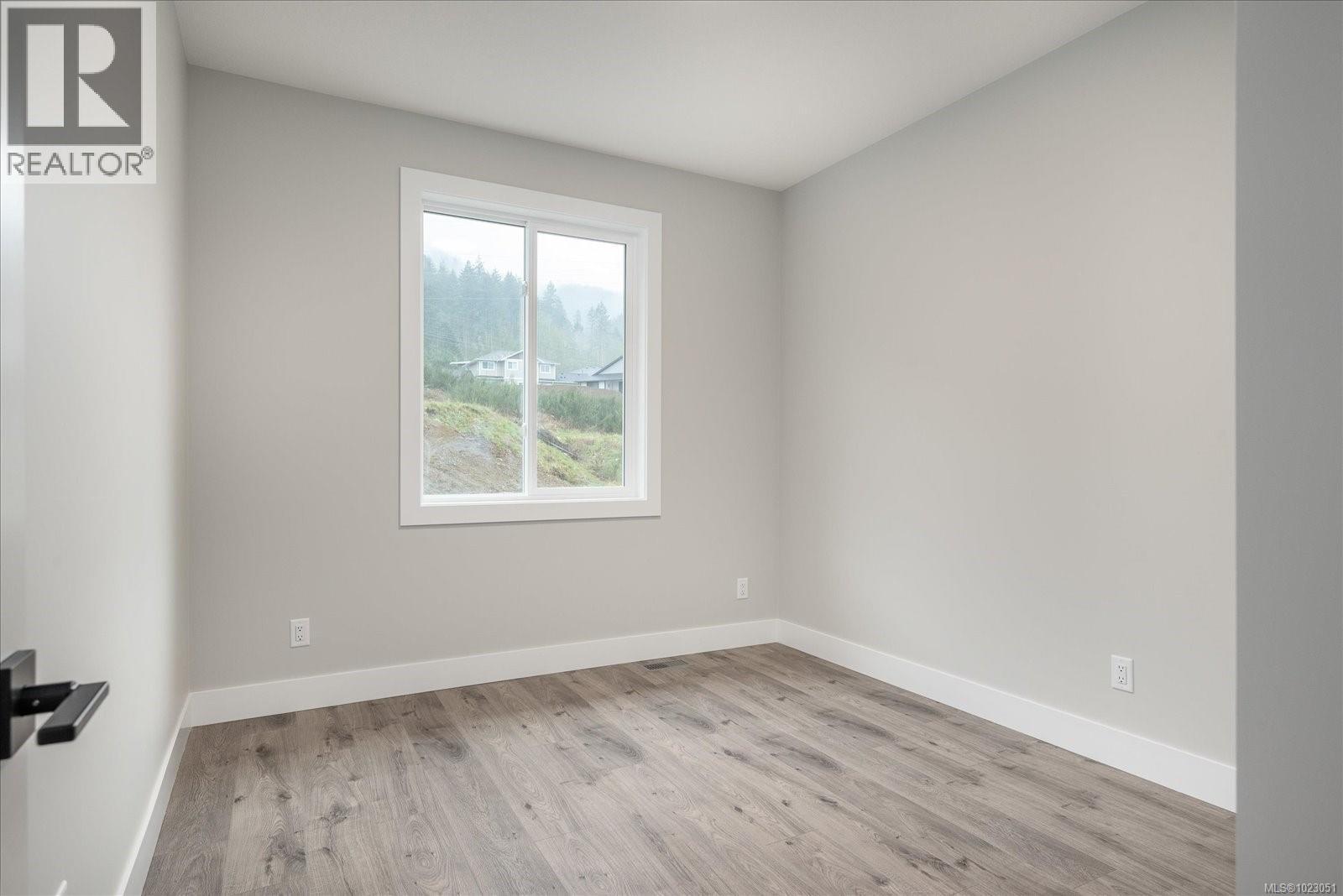 429 Colonia Dr S - 30