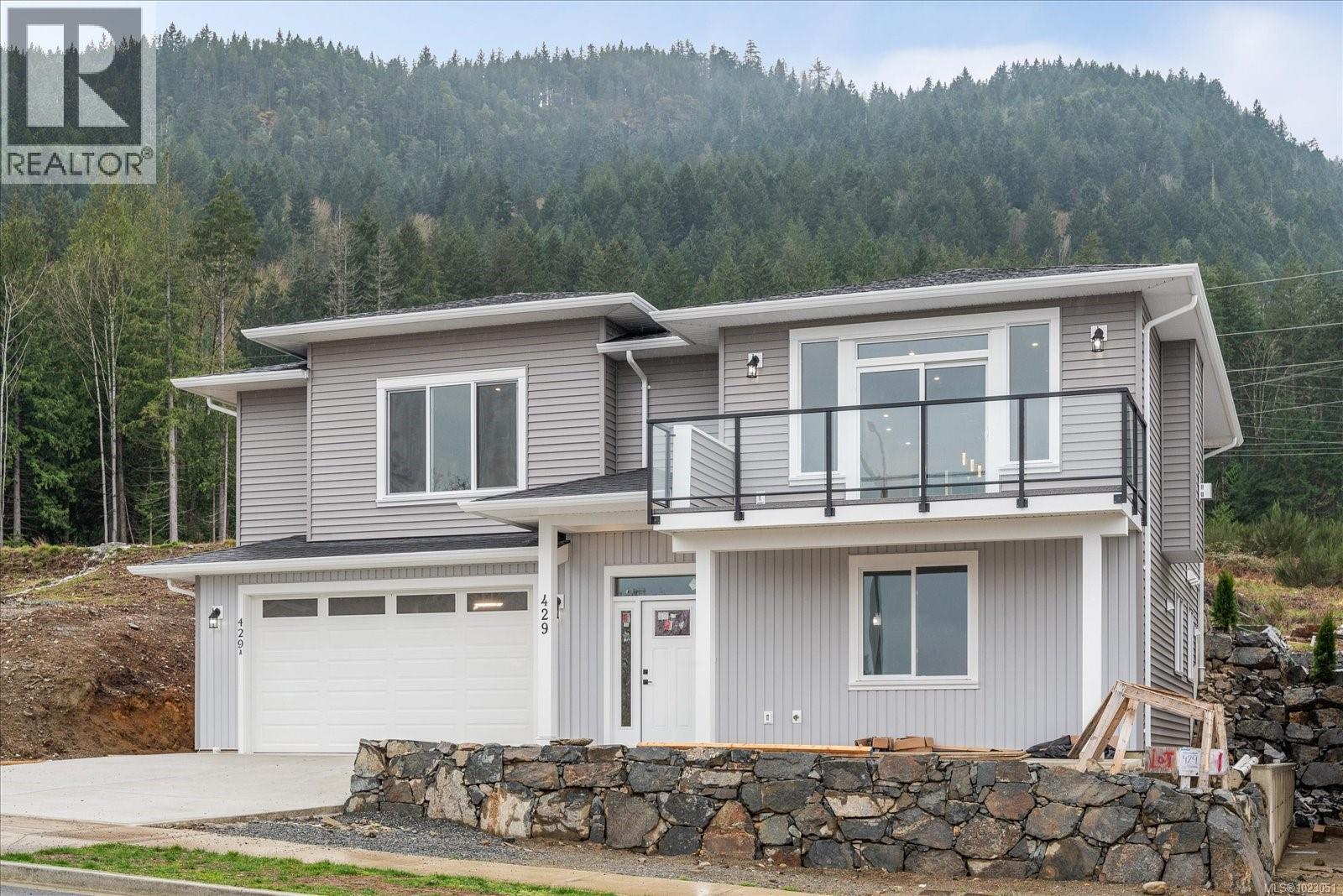 429 Colonia Dr S - 55