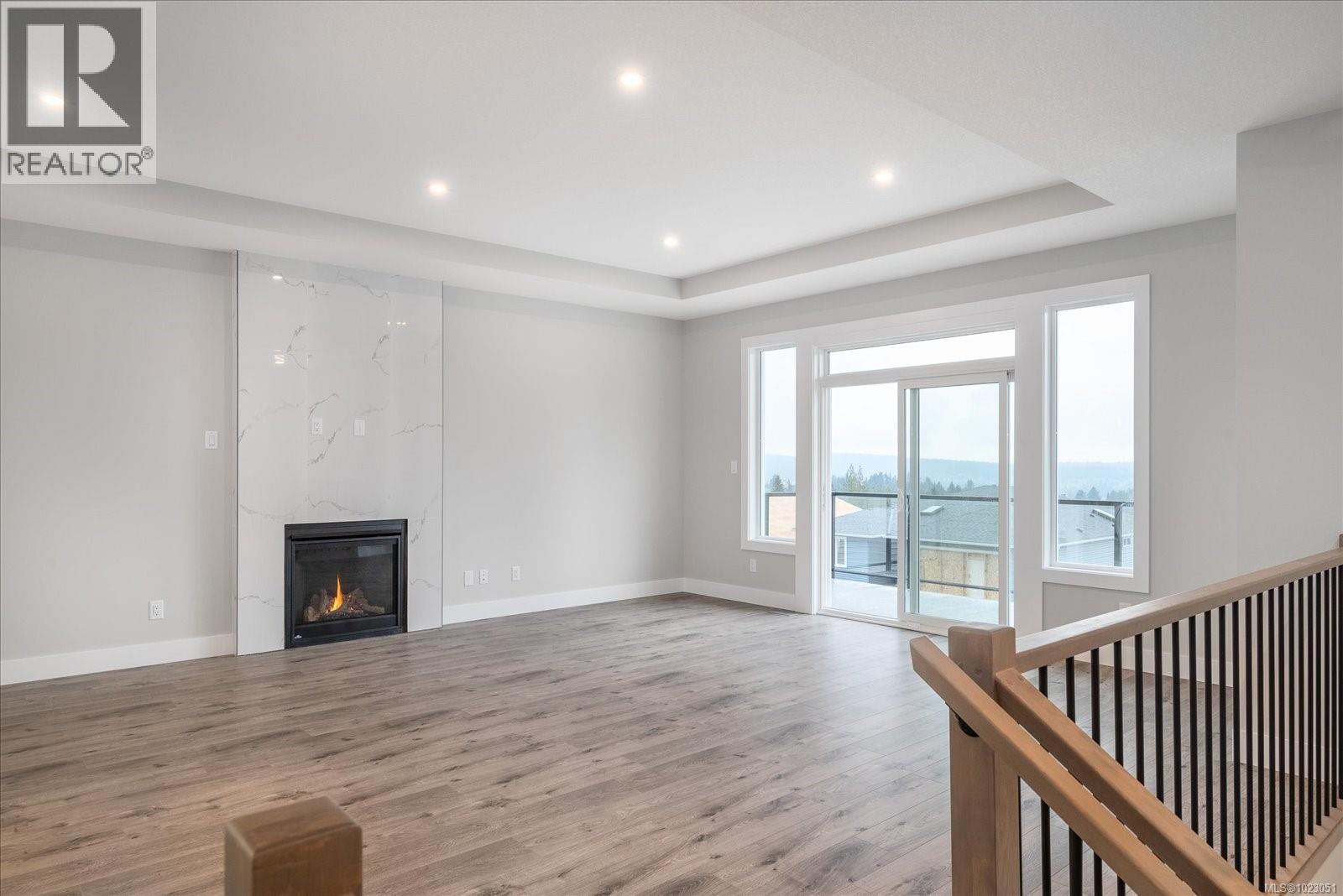 429 COLONIA DR S - 6