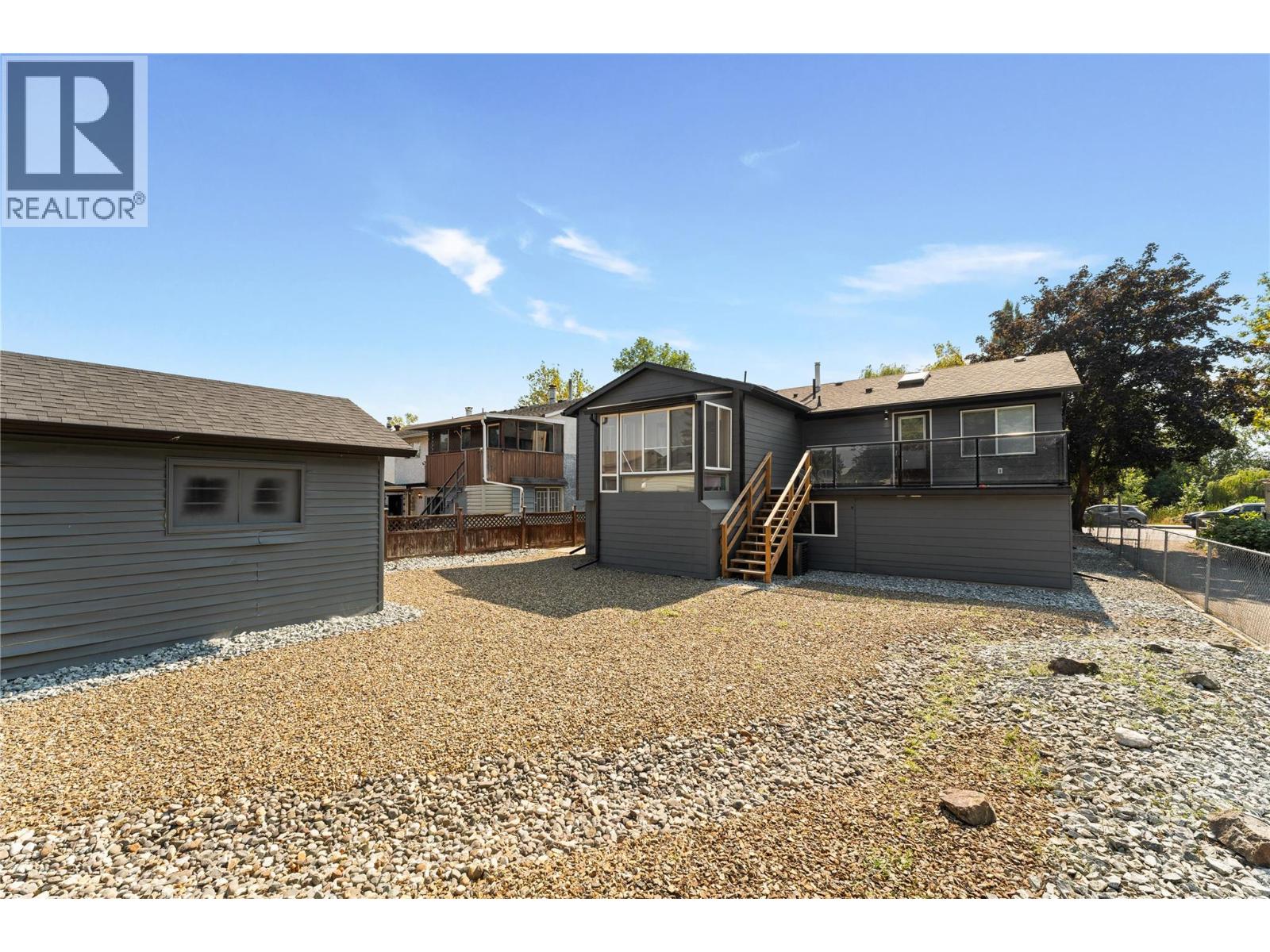  950 Raymer Avenue, Kelowna