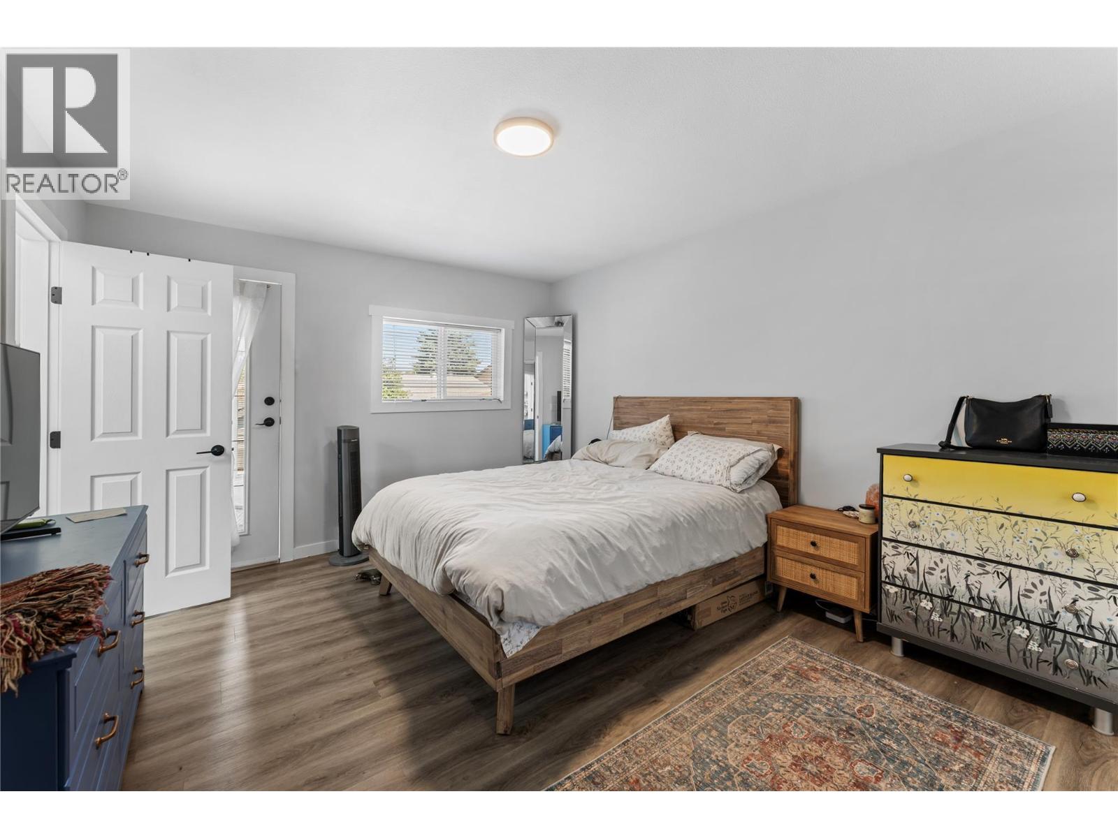  950 Raymer Avenue, Kelowna