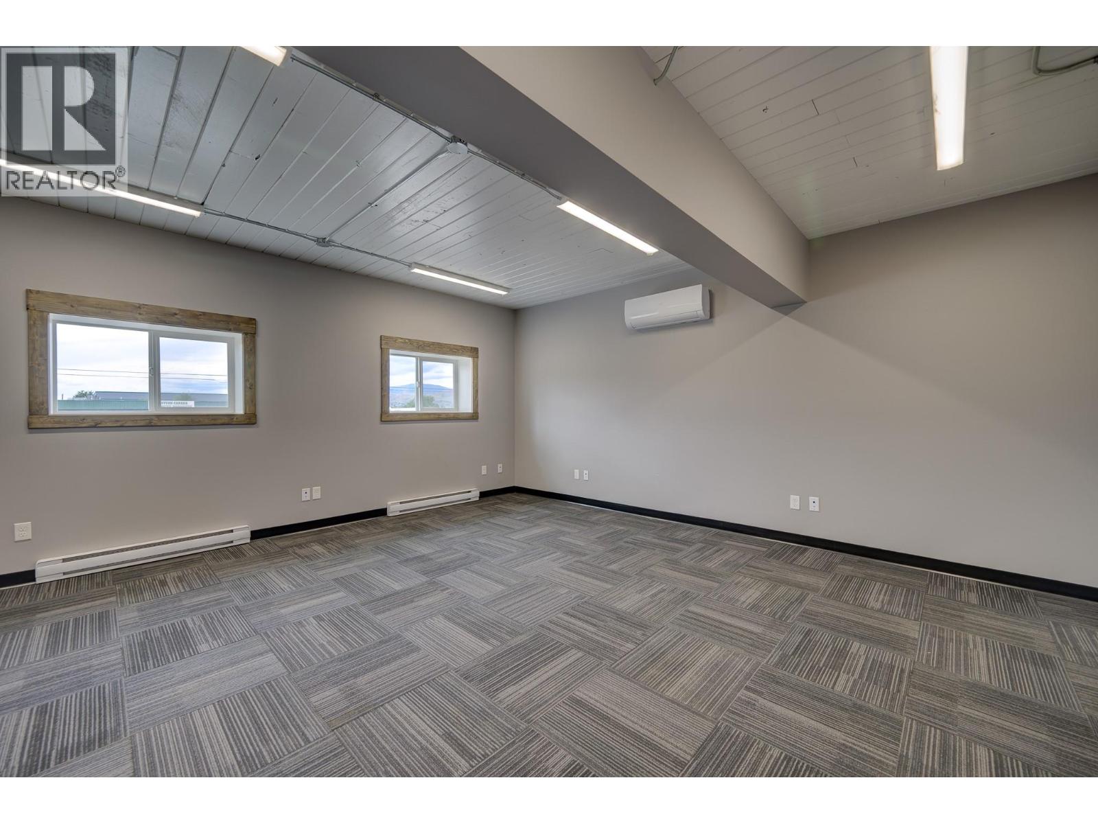 201 405 MT PAUL Way, Kamloops