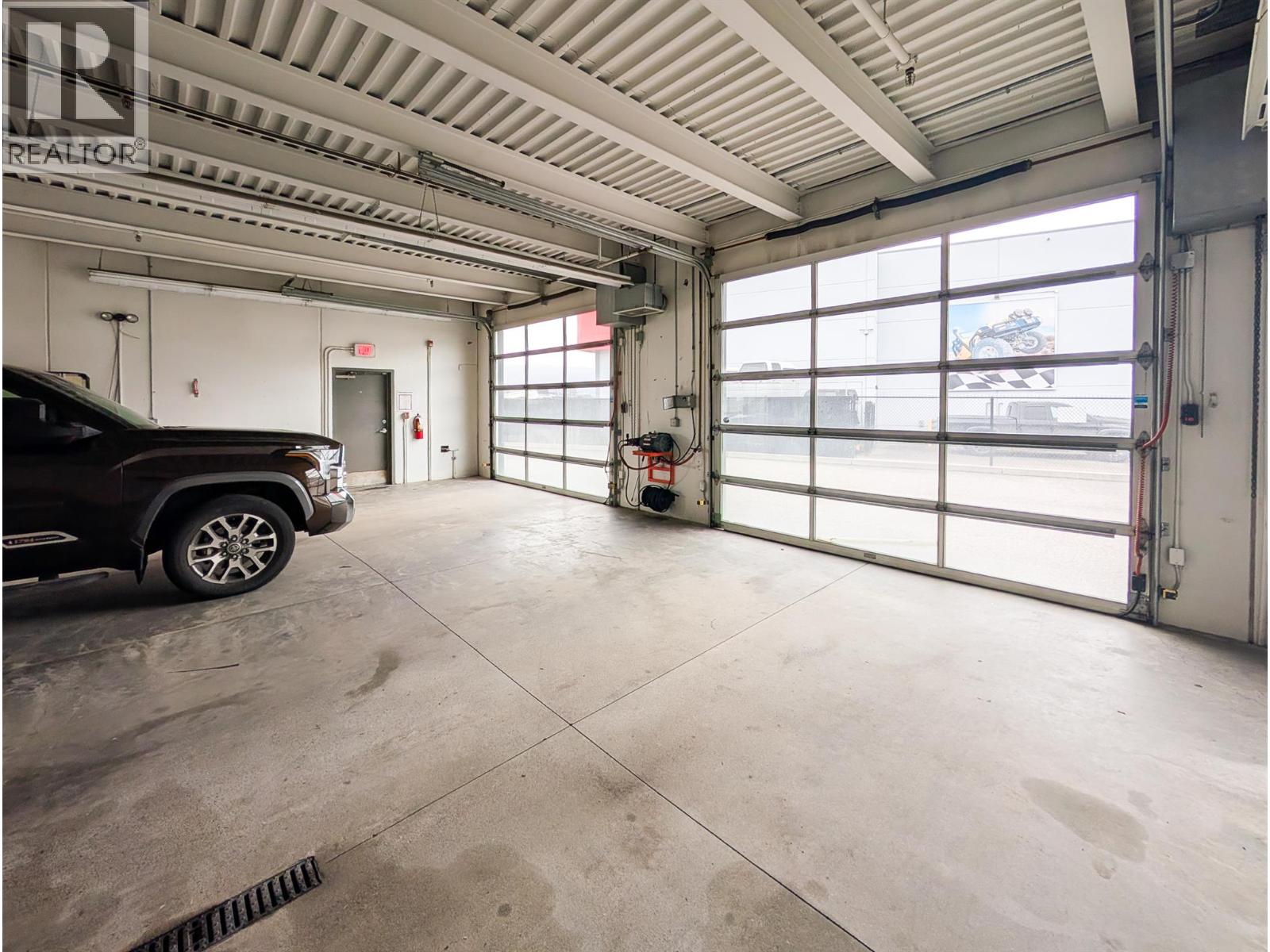  884 McCurdy Place, Kelowna